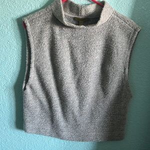 Bandolera sweater vest